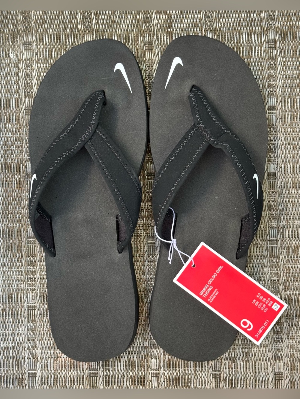 Nike Celso Girl Thong Flip Flops Black Size 9 Brand New!